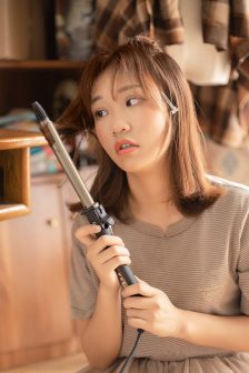 孤独而又灿烂的神鬼怪