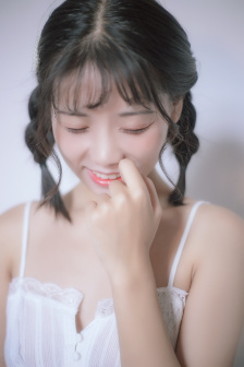 《爆乳女教师 高清BD》